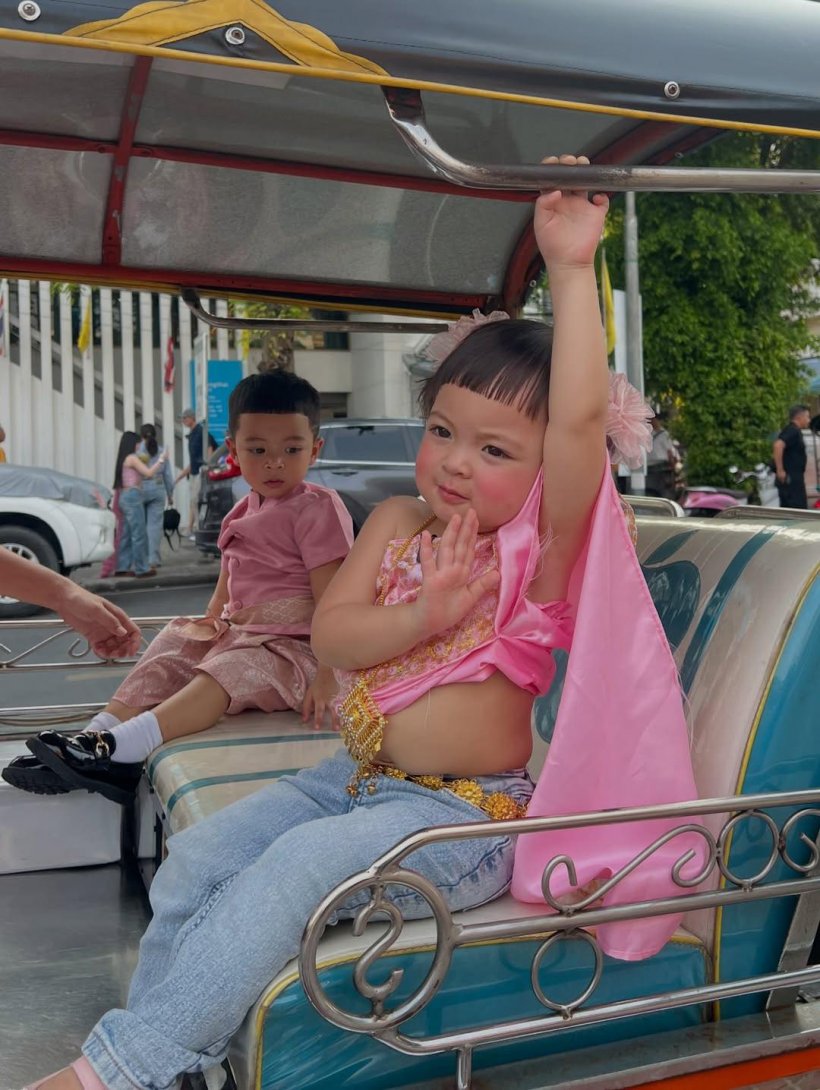 พี่เลี้ยงออนไลน์ห่วง! น้องโมเน่ ร้องกลั้นนานมาก